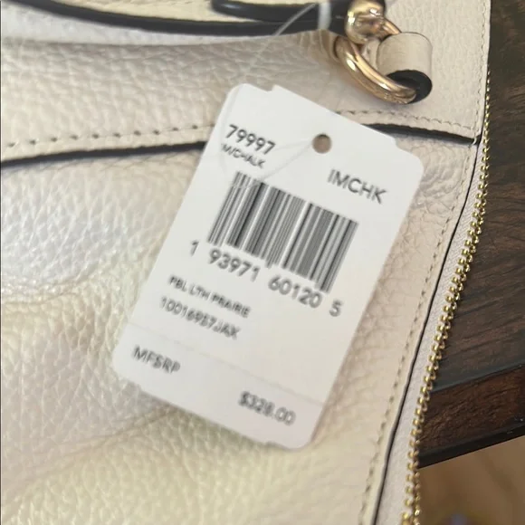 LAST CHANCE OFFER: 
Coach Cream Shoulder Bag with Structured Silhouette NWT - Picture 5 of 6